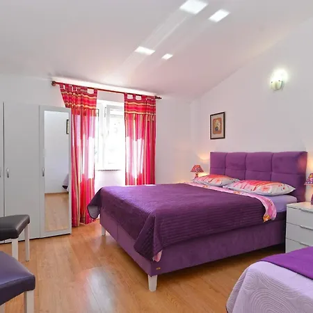 Fuer 5 Personen Ca 41 Qm In Pula, Istrien Istrische Riviera * Pola
