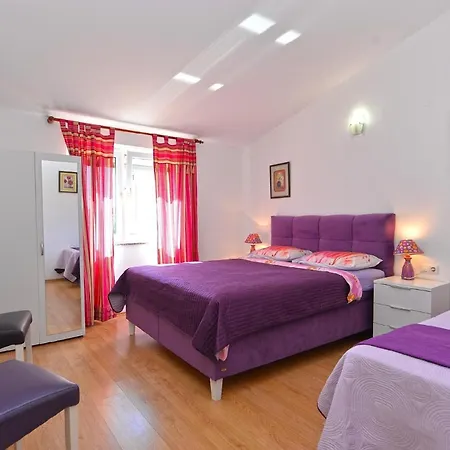 Fuer 5 Personen Ca 41 Qm In Pula, Istrien Istrische Riviera Apartmán Pula